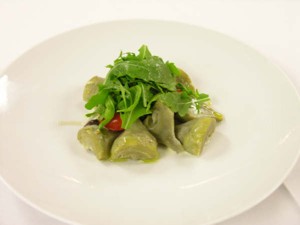 Salada de alcachofra e rúcula